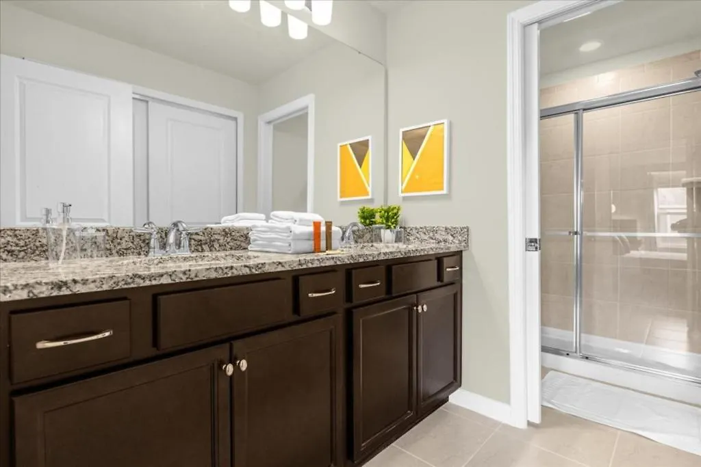 5 Bedroom- 4,5 Bathroom- Windsor Island 3822La ダベンポート 米国